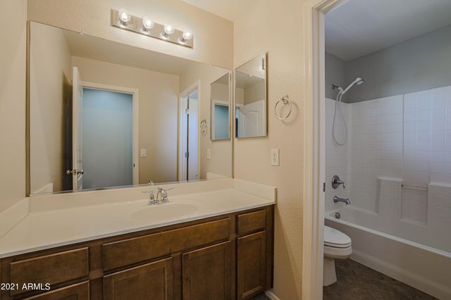 3551 E TULSA Street, Gilbert, AZ 85295