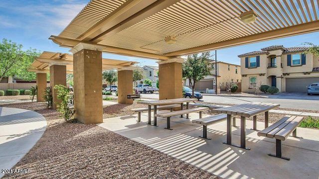 3551 E TULSA Street, Gilbert, AZ 85295