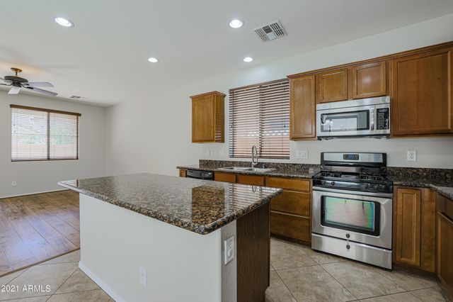 3551 E TULSA Street, Gilbert, AZ 85295