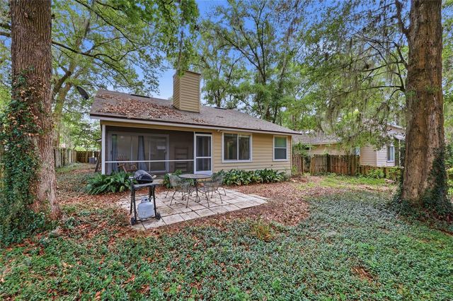 1736 NW 16TH PLACE, Gainesville, FL 32605