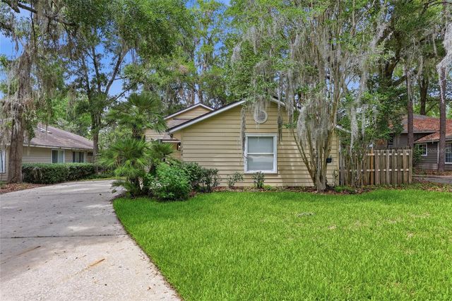 1736 NW 16TH PLACE, Gainesville, FL 32605