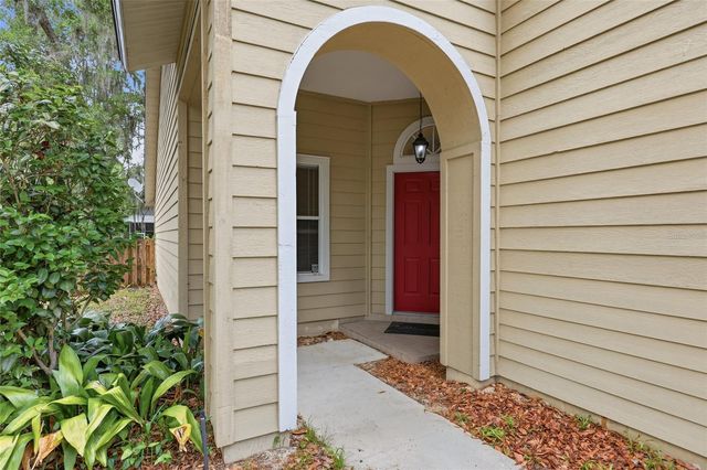1736 NW 16TH PLACE, Gainesville, FL 32605