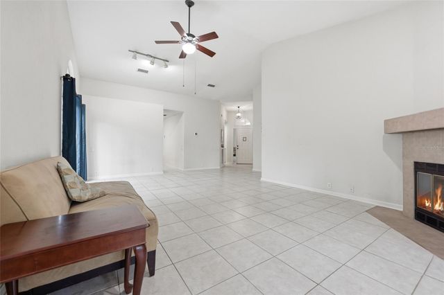 1736 NW 16TH PLACE, Gainesville, FL 32605