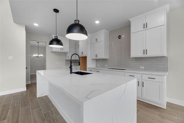 32434 Sandhill Place Street, Fulshear, TX 77441