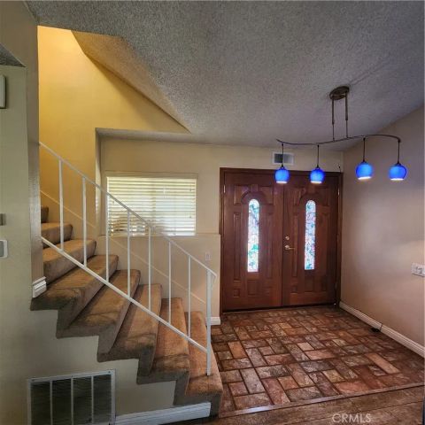 5573 Pueblo Court, Commerce, CA 90040