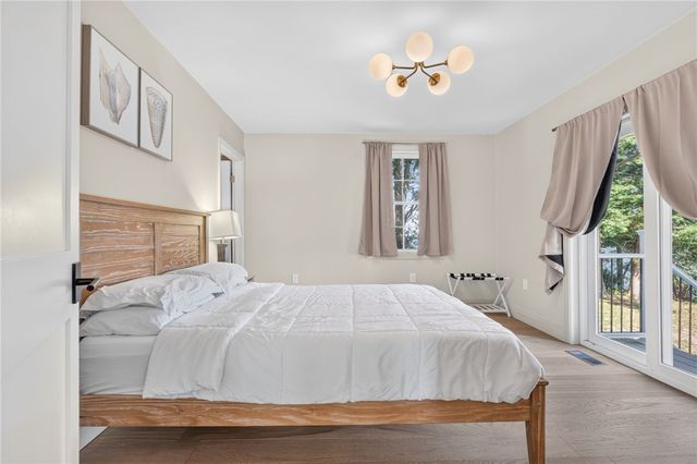 3 Narragansett Boulevard, Portsmouth, RI 02871