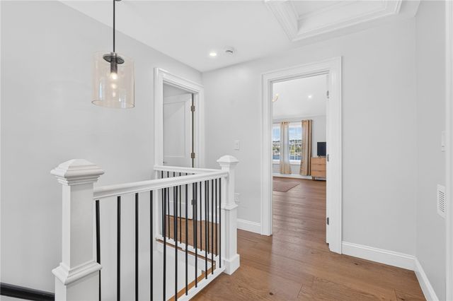 3 Narragansett Boulevard, Portsmouth, RI 02871