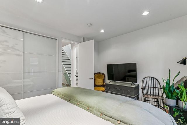 2053 PEMBERTON ST, Philadelphia, PA 19146