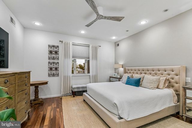 2053 PEMBERTON ST, Philadelphia, PA 19146