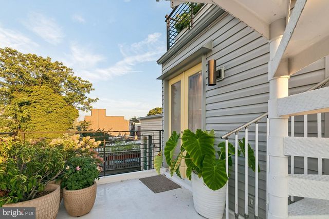 2053 PEMBERTON ST, Philadelphia, PA 19146