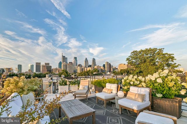 2053 PEMBERTON ST, Philadelphia, PA 19146