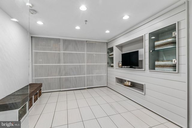 2053 PEMBERTON ST, Philadelphia, PA 19146