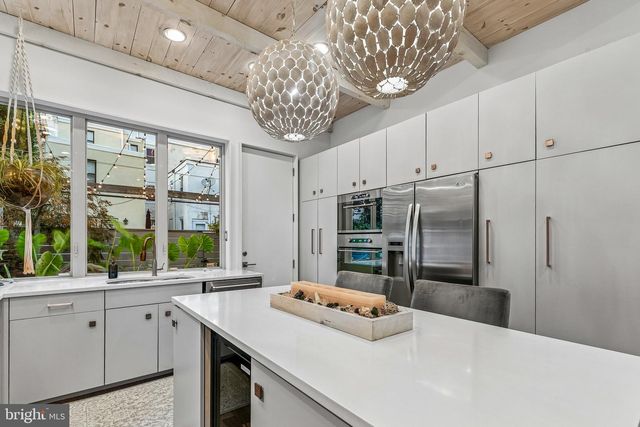 2053 PEMBERTON ST, Philadelphia, PA 19146