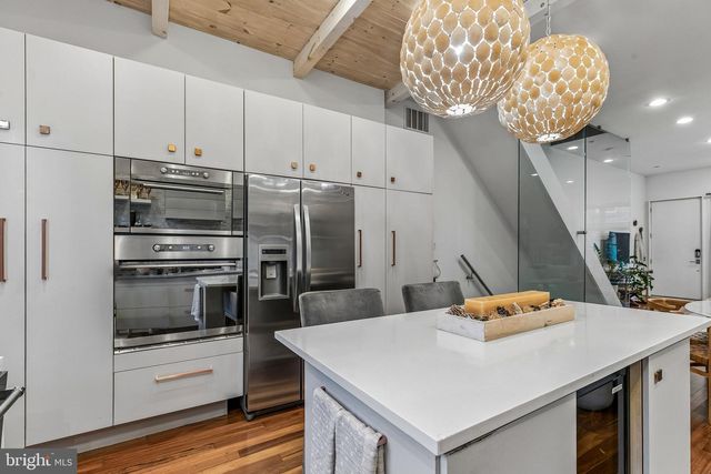 2053 PEMBERTON ST, Philadelphia, PA 19146
