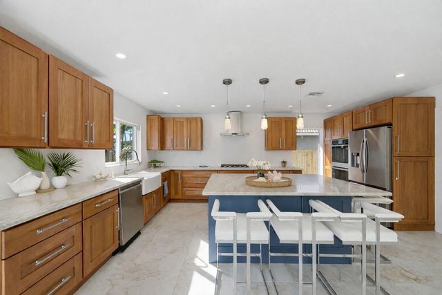 1706 NE 28th Drive, Wilton Manors, FL 33334