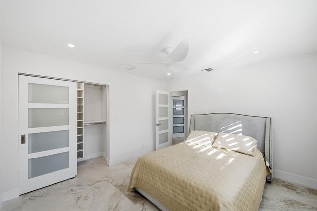 1706 NE 28th Drive, Wilton Manors, FL 33334