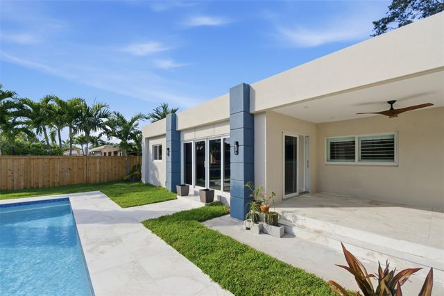 1706 NE 28th Drive, Wilton Manors, FL 33334