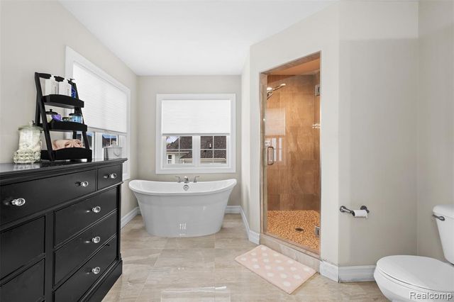19433 Rachael Drive, Macomb, MI 48042