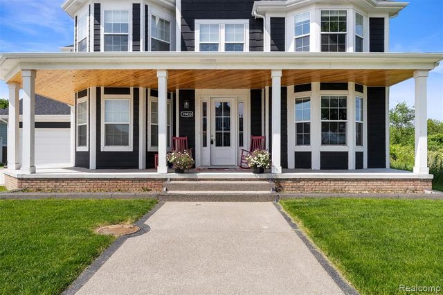 19433 Rachael Drive, Macomb, MI 48042