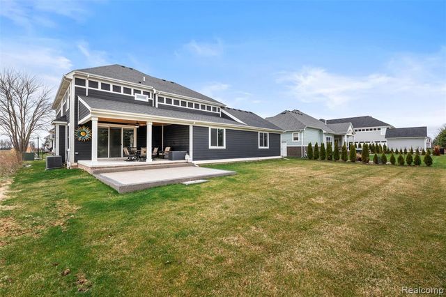 19433 Rachael Drive, Macomb, MI 48042