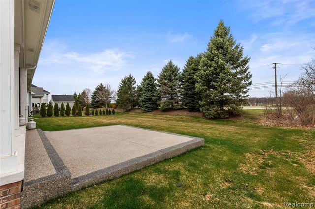 19433 Rachael Drive, Macomb, MI 48042