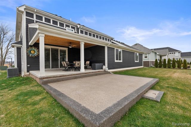 19433 Rachael Drive, Macomb, MI 48042