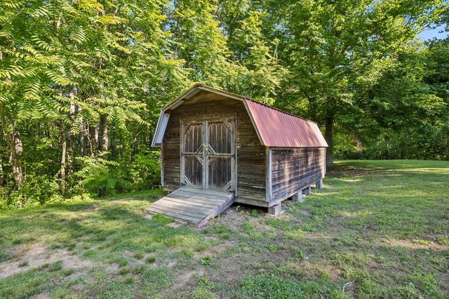 4024 Williamsport Pike, Williamsport, TN 38487
