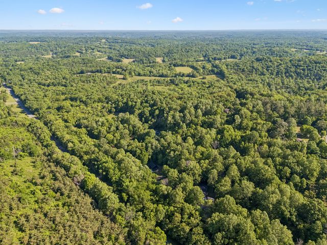 4024 Williamsport Pike, Williamsport, TN 38487