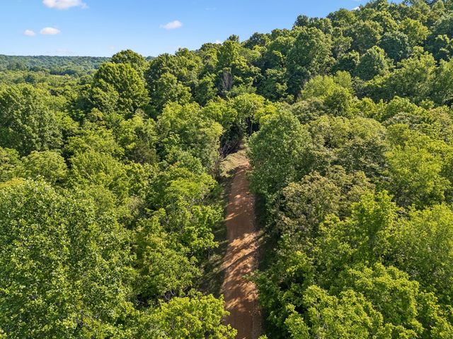 4024 Williamsport Pike, Williamsport, TN 38487