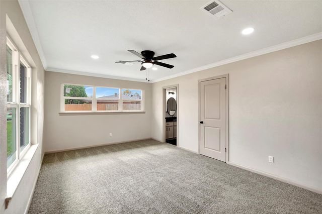 1914 Monroe Drive, Pasadena, TX 77502