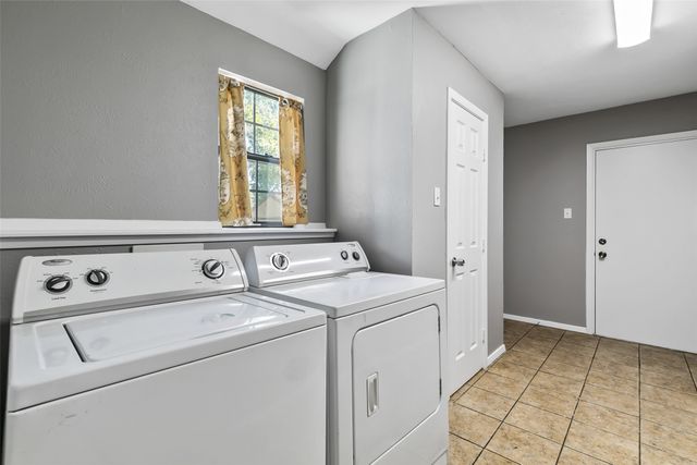 4206 Somerville Avenue, Dallas, TX 75206