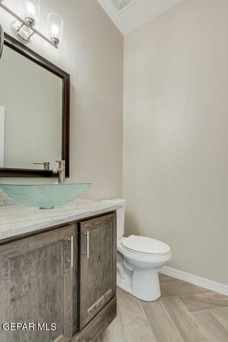 3841 Bubble Place, El Paso, TX 79938