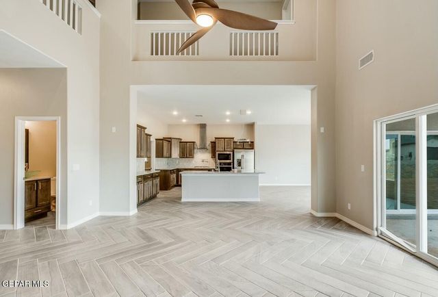 3841 Bubble Place, El Paso, TX 79938