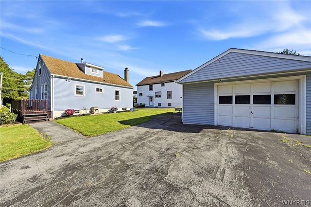 4810 Bay View Road, Hamburg, NY 14075
