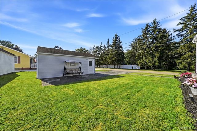 4810 Bay View Road, Hamburg, NY 14075