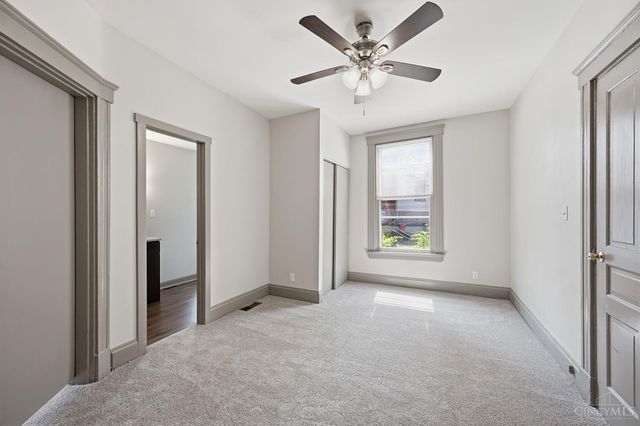 1011 McPherson, Cincinnati, OH 45205