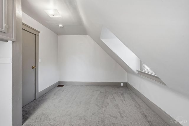 1011 McPherson, Cincinnati, OH 45205