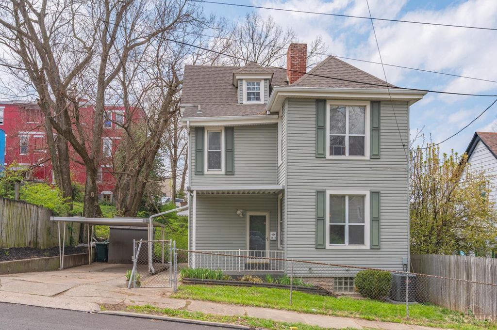 1011 McPherson, Cincinnati, OH 45205