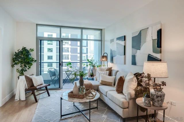 425 W Beech St 1353, San Diego, CA 92101