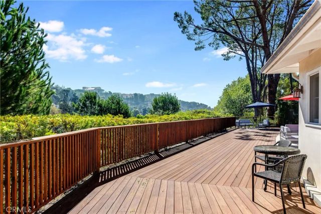 1135 N Norman Place, Los Angeles, CA 90049