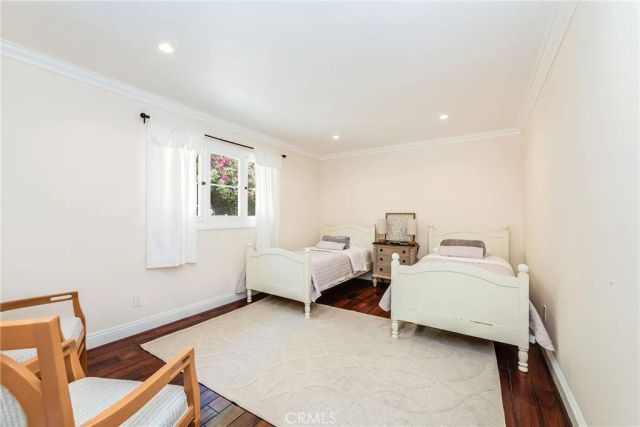 1135 N Norman Place, Los Angeles, CA 90049