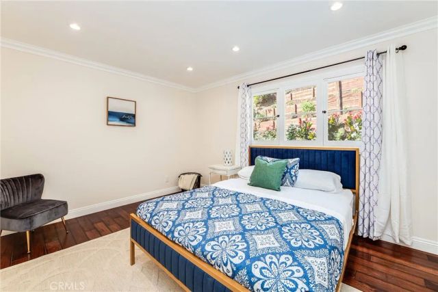 1135 N Norman Place, Los Angeles, CA 90049