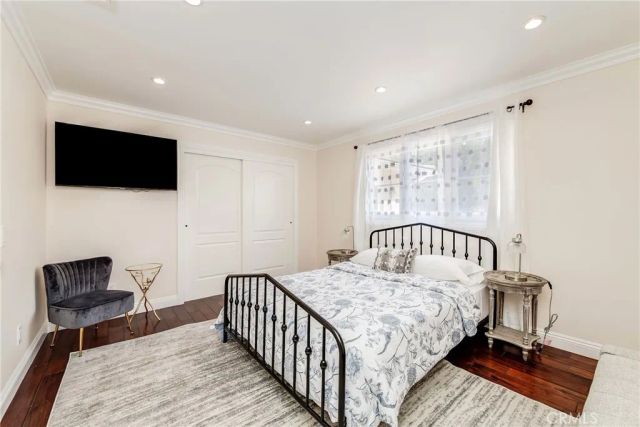 1135 N Norman Place, Los Angeles, CA 90049