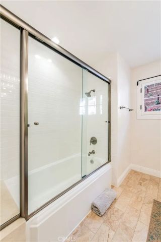 1135 N Norman Place, Los Angeles, CA 90049