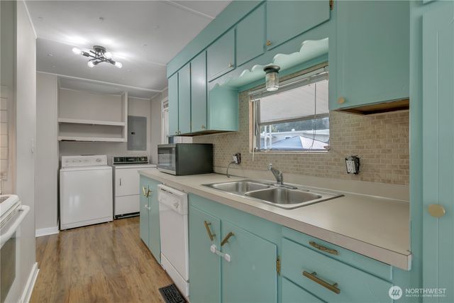 18316 34th Avenue S, Seatac, WA 98188