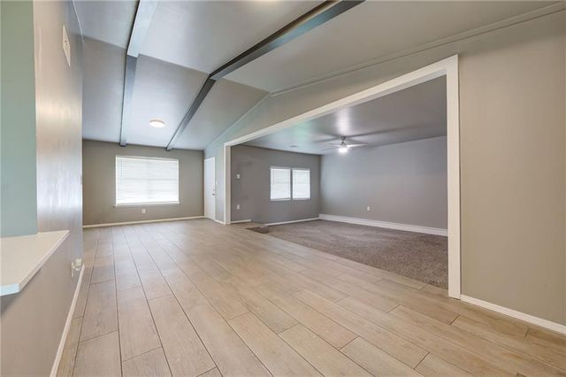 1419 E Robinson Street, Norman, OK 73071