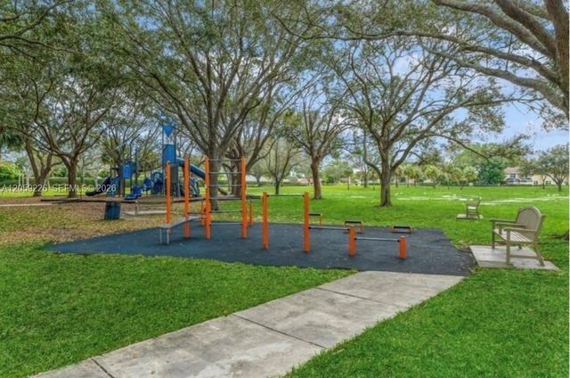 164 Meadows Dr 164, Boynton Beach, FL 33436