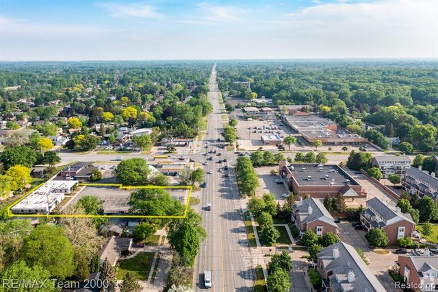 16991 Farmington Road, Livonia, MI 48154