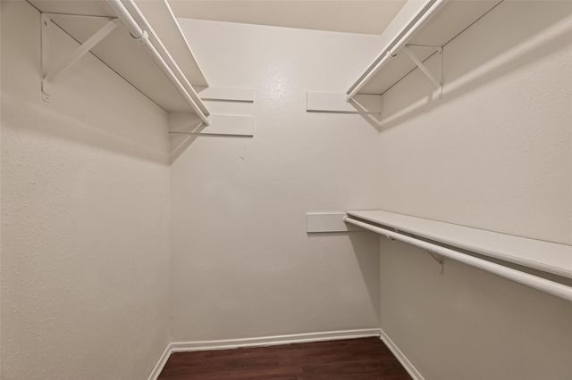 2714 S Brompton Drive, Pearland, TX 77584