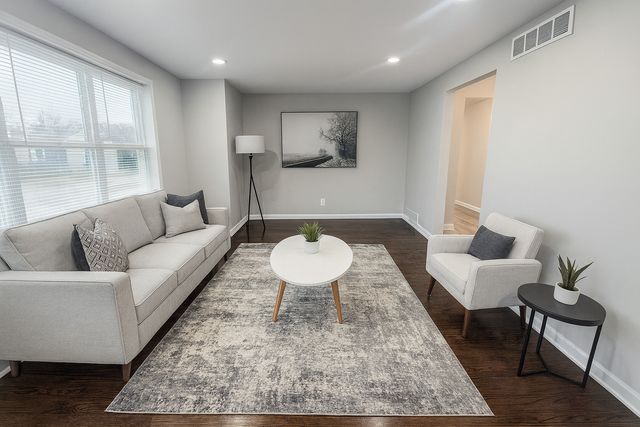 494 Buffalo Avenue, Calumet City, IL 60409